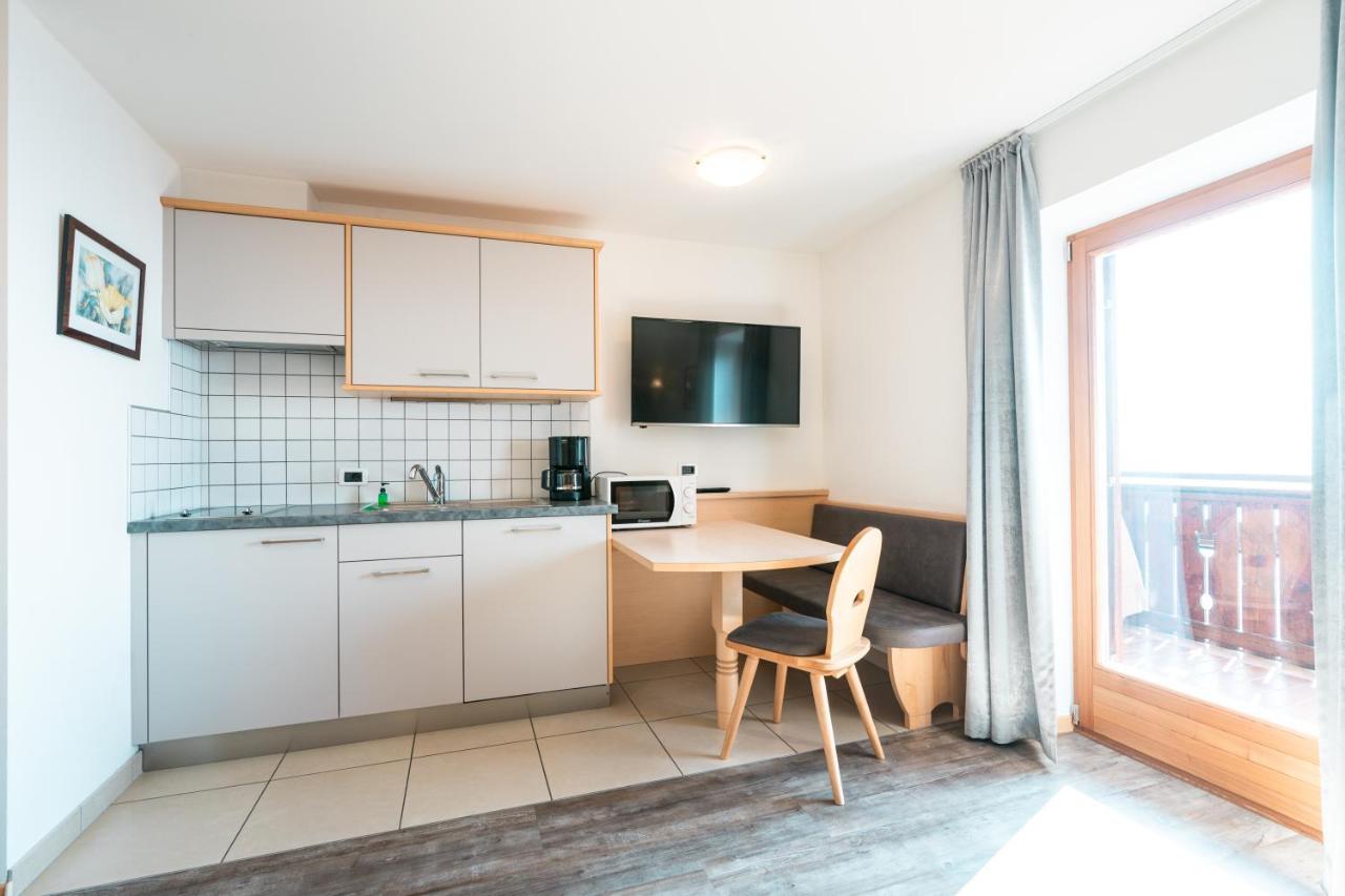 Residence Innerfarmerhof Dorf Tirol Exterior foto
